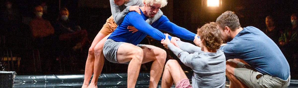 2021 00 0 Ronaldo Familiar Faces surface