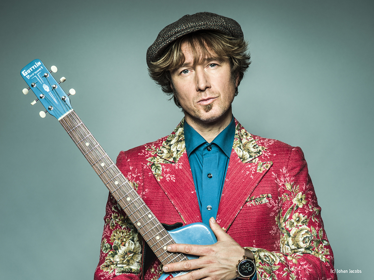 Stef Kamil Carlens - One Man Band